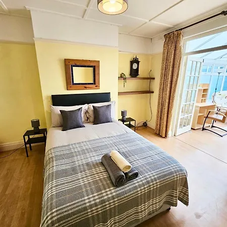 Double With Private Conservatory *