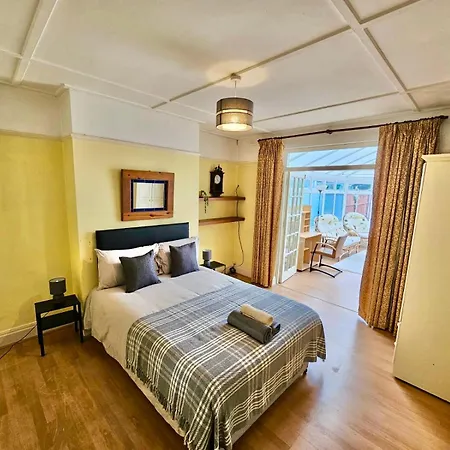Double With Private Conservatory